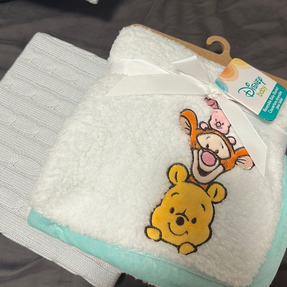 Two Brand New Baby Blankets - Picture 1 of 5